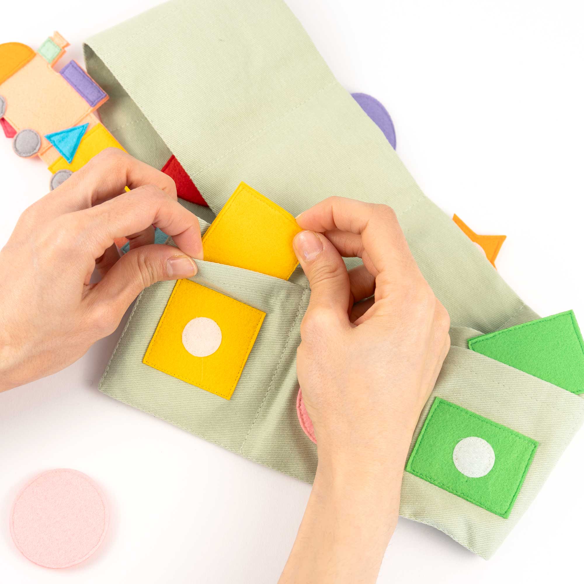 Jolly Pockets Colorful Shapes World