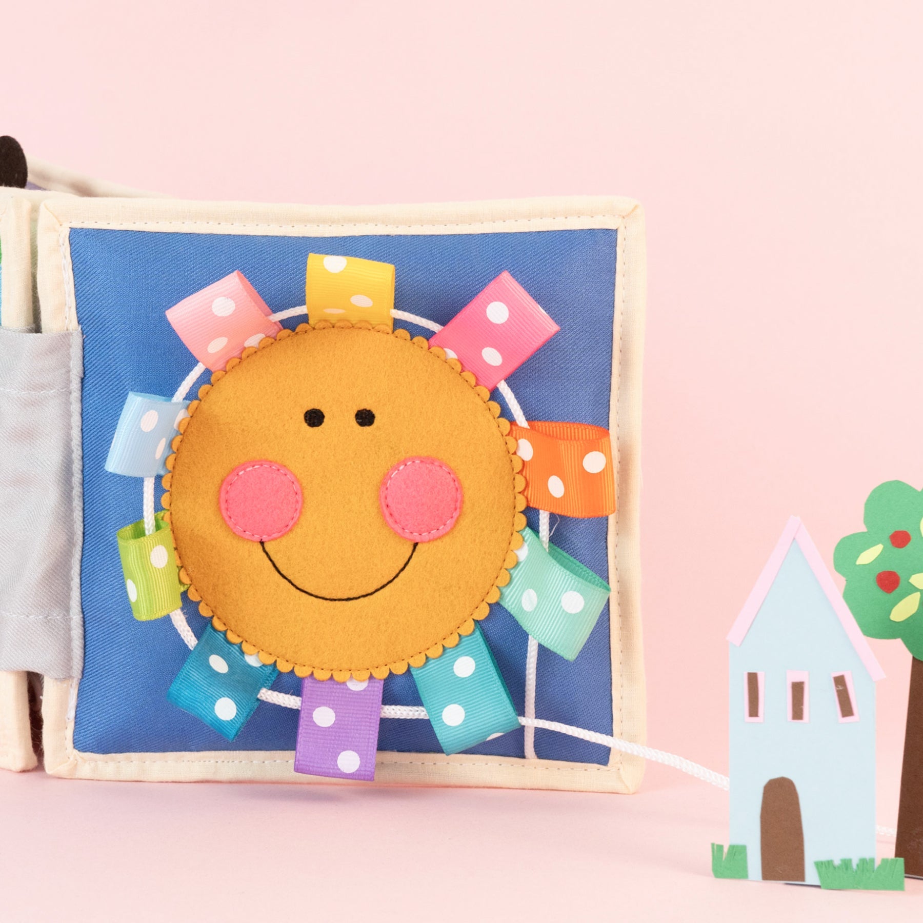 Magic Bird - 6 Pages Mini Quiet Book
