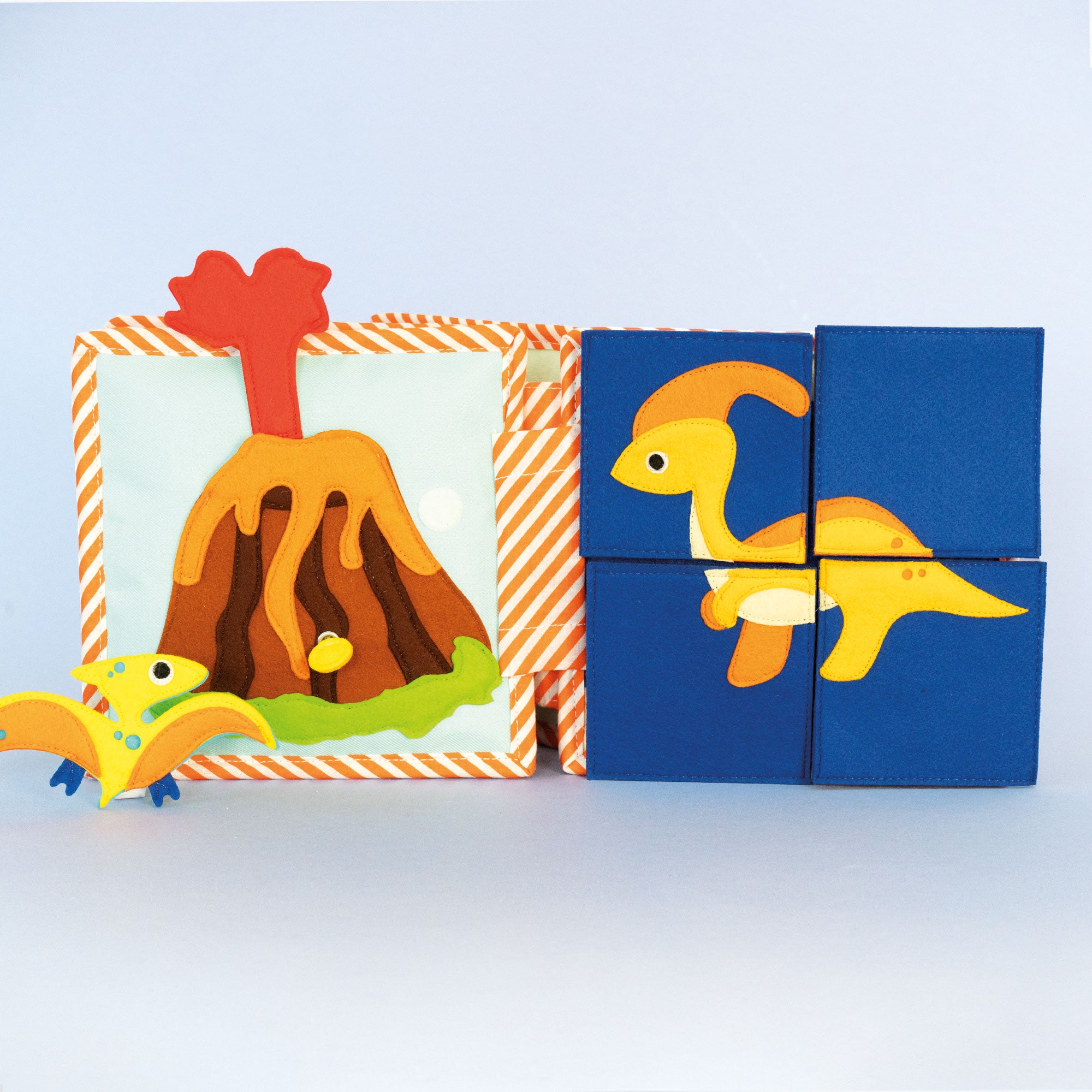 Dino Friends - 6 Pages Mini Quiet Book