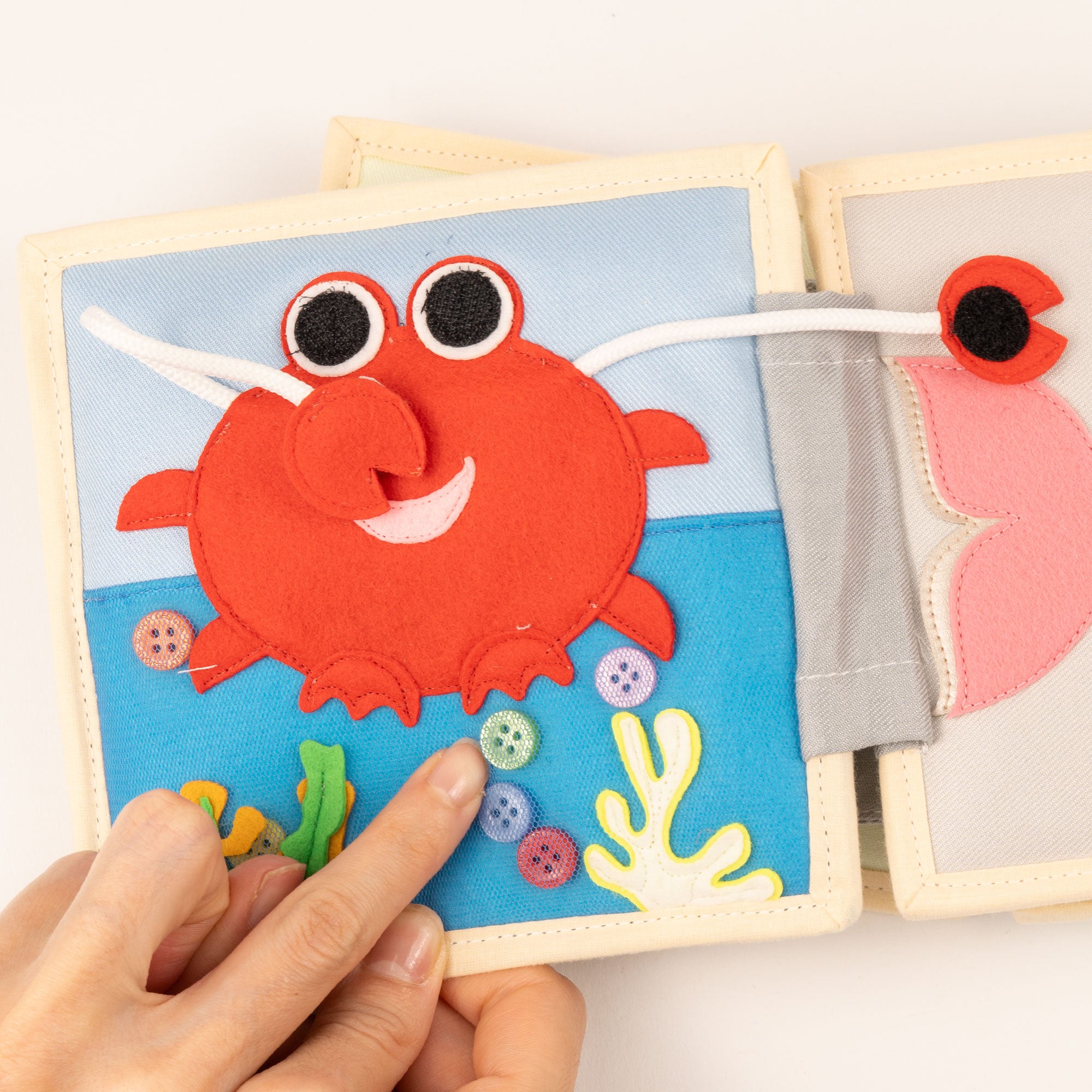 Happy Sheep - 6 Pages Mini Quiet Book