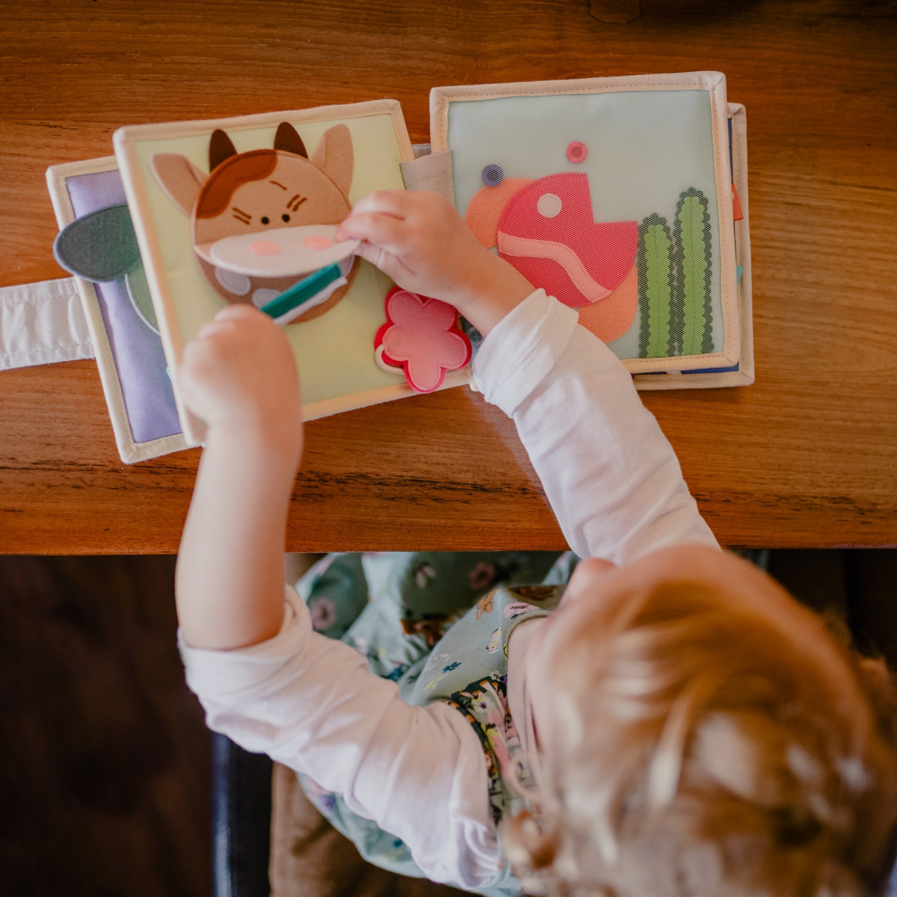 Magic Bird - 6 Pages Mini Quiet Book