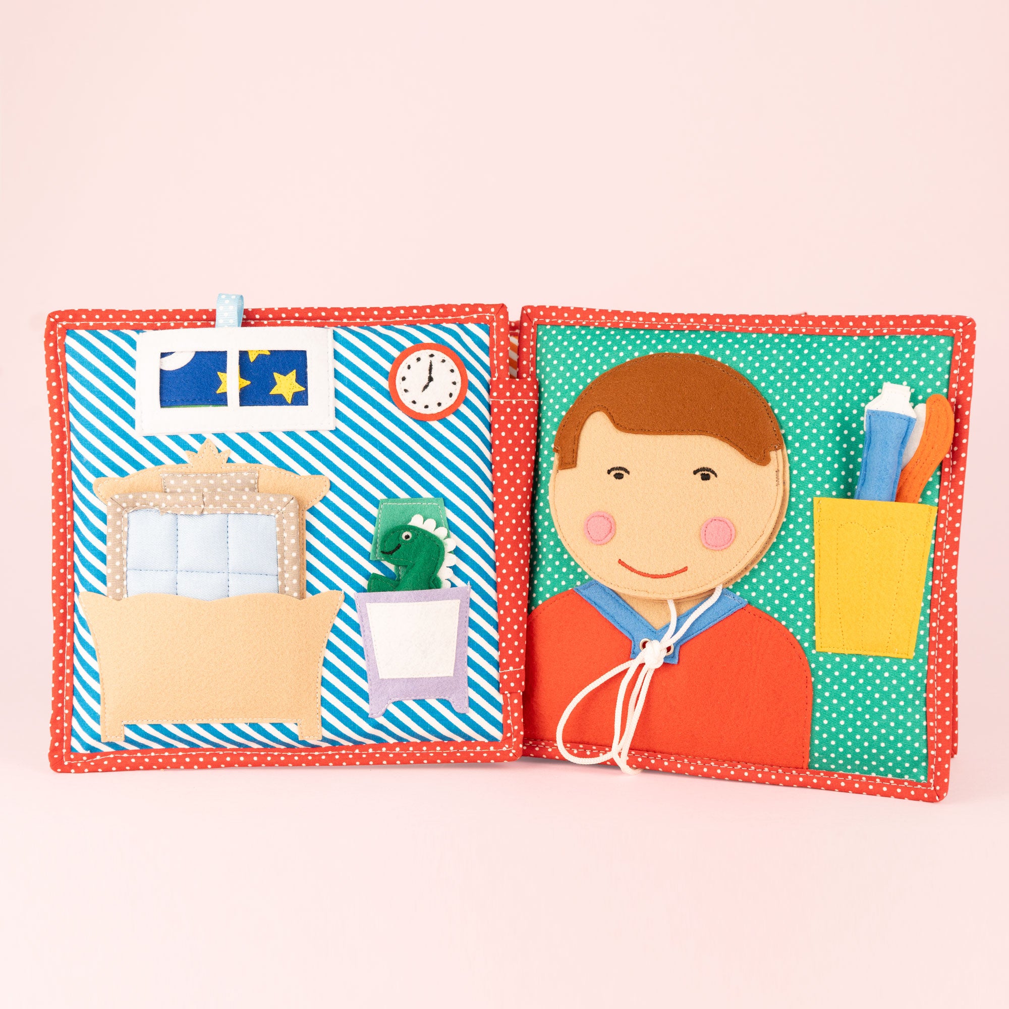 Salut toi! - 6 pages Quiet Book 
