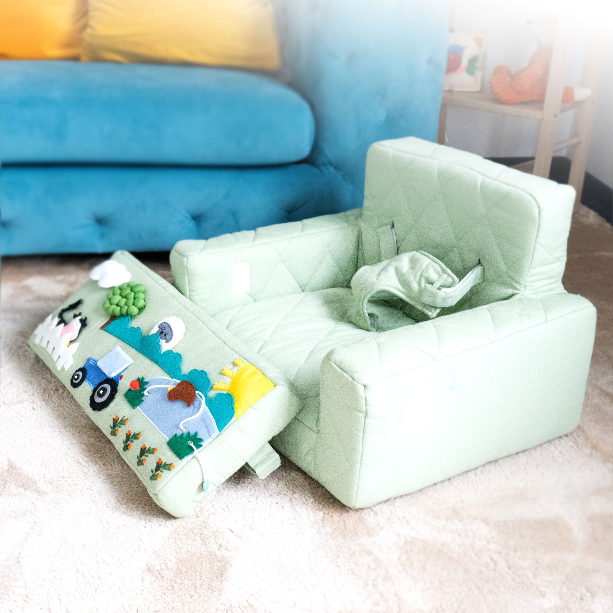 Fauteuil d’activité carré Fauteuil d’activité Ecki vert avec coussin de ferme